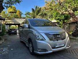 Hyundai H1 2.4 L Facelift