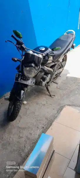 Di jual motor Vixion old 2014