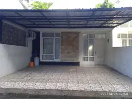 Dikontrakkan Rumah dalam Lingkungan Perumahan.