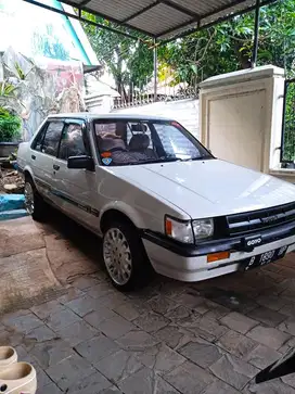 Toyota Corolla 1987 Bensin