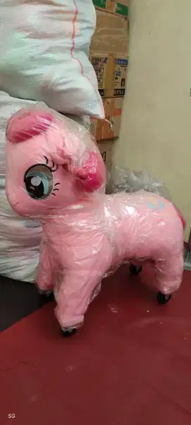 Boneka Littepony Kaki Roda
