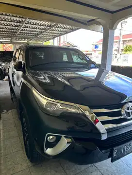 Toyota Fortuner Vrz 2.4 At 2016