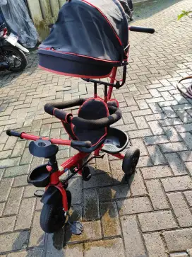 Sepeda roda 3 anak laki-laki