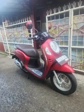 HONDA SCOOPY KEYLES ISS TH 2023 PAJAK HIDUP PANJANG