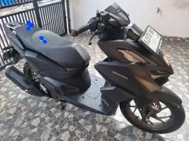Km 3 rb honda vario CBS iss 160 keyless 2024 bln 11 pajak panjang DKI.