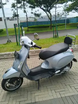 VESPA PRIMAVERA IGET S 150 ABS