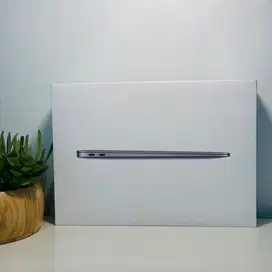 Macbook Air M1 Space Grey Garansi iBox Januari 2026