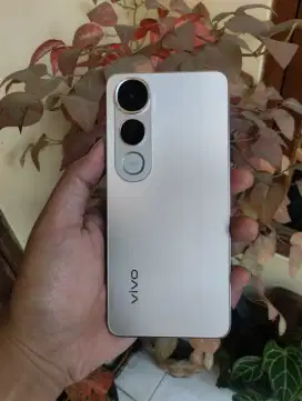 Vivo v50 lite 5G 8+8/256gb