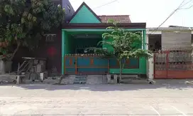 Disewakan Min 6 bulan Rumah 2 Kamar