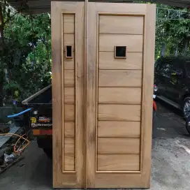 Pintu utama depan bahan kayu jati