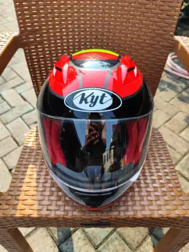Helm KYT RC7 motif seri 15 spain full face
