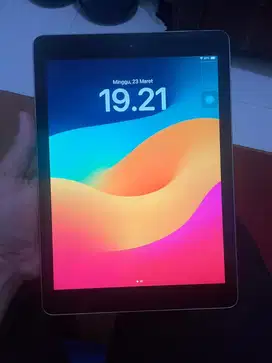 Ipad gen 6 32 gb wifi bu jual cepat