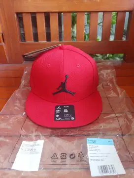 Topi JORDAN JUMPMAM PRO Size M.L Kondisi Baru