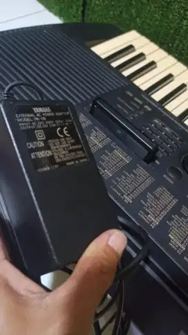Yamaha psr 620 .Tut reponsive normal adaptor original minus lcd buram