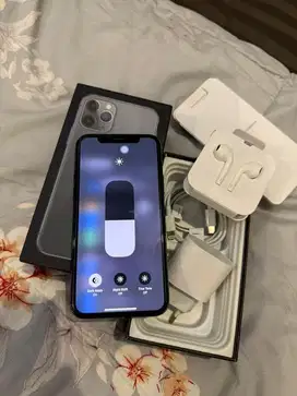 Dijual Iphone 11 Pro 64GB Green Mulus Lengkap Terdaftar