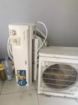 Terima AC bekas atau rusak