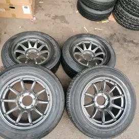 Velg wedssport tc105x ring 18x9 6x139,7 ET 0 ban 265/60 R18 Fortuner
