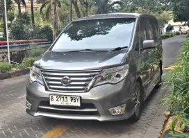 KM Antik Nissan Serena HWS 2015 DP 22jt