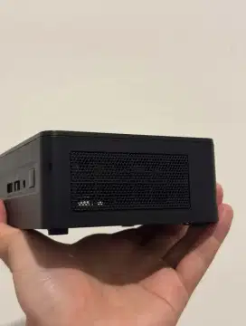 Mini PC - ASUS NUC12WSHi5
