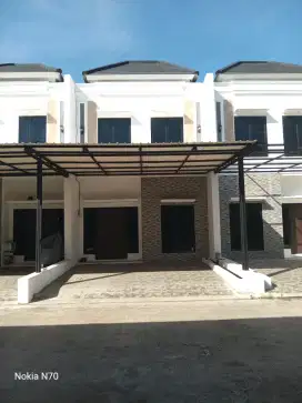 RUMAH 800 JUTAAN SIAP HUNI