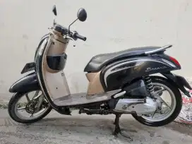 HONDA SCOOPY 2013
