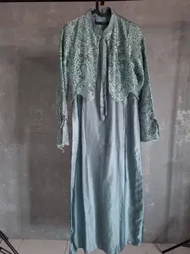 Baju cantik sekali pakai