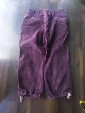 Celana 3/4 remaja wanita