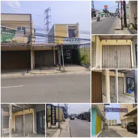 Kios aktif di jalan cipete dekat tol kunciran tangerang banten