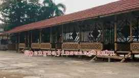 Rumah Makan Lesehan Bambu