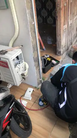 Jasa cek bongkar pasang ac & water hiter Bergaransi