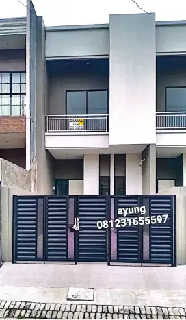 Rmh Baru 2Lt lokasi Strategis dkt GMall,Merr di Villa kalijudan Sby