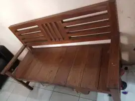 Kursi kayu murah bekas