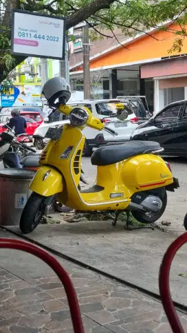 Vespa GTS super 150cc