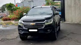 chevrolet trailblazer ltz duramax diesel 2017 hitam
