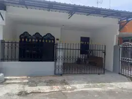 Dijual / dikontrakkan rumah siap huni di lokasi strategis