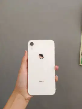 Iphone XR 64 gb Garansi Resmi ibox