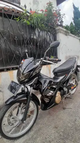 Bismillah jual suzuki satria f thn 2013