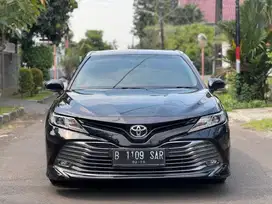 TOYOTA NEW CAMRY V 2.5 AT 2020 HITAM KM 54rb