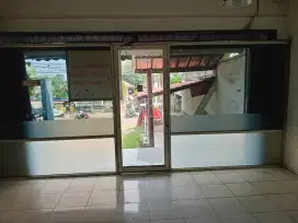 JUAL: Pintu Kaca: Lebar 214(kiri)+ 90(pintu)+ 214(r) Cm. Tinggi 226 Cm