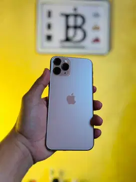iPhone 11 Pro 256gb Mulus jual cepaat
