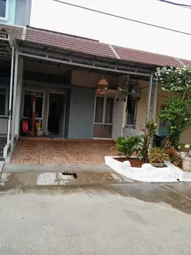 Dijual rumah di Mutiara Gading City Cluster Manhattan