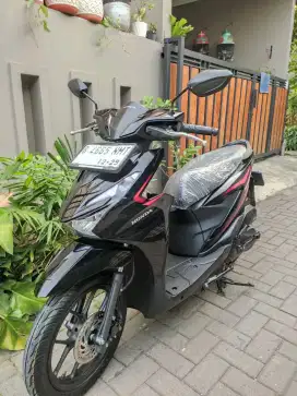 HONDA BEAT NEW 2024, KM 200, KUNCI 2, SURAT DAN BUKU BUKU LENGKAP