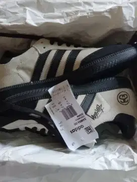Di jual sepatu samba x stussy