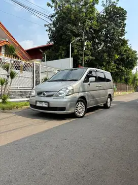 [CASH] Nissan Serena Ct 2012 Silver Tt Pribadi Serena Ct 2.0 At