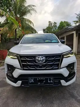Jual cepat Fortuner 2.8 GR Sport 2022