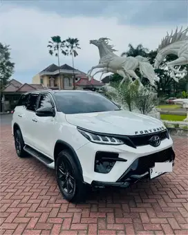 KM80RB FORTUNER VRZ 2016 UPGRADE GR SPORT 2024 Putih Istimewa Matic