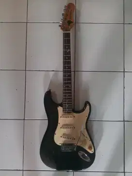 Gitar merk washburn Lyon series model strato asli original korea