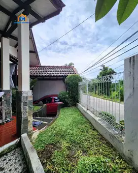 Rumah second dalam perumahan di depok !