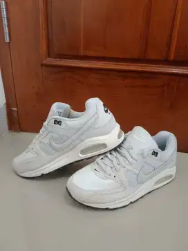 Nike Air Max Command Summit White size 42,5 barang baru