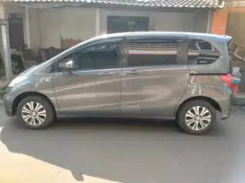 Honda Freed 2012 Bensin